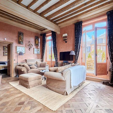 Luxurious 4 Bedroom Duplex, 200M From Place Morny Deauville Bagian luar foto