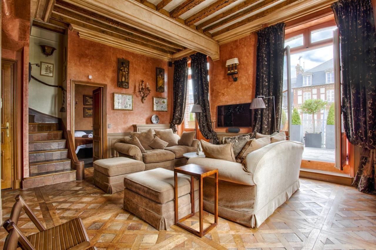 Luxurious 4 Bedroom Duplex, 200M From Place Morny Deauville Bagian luar foto