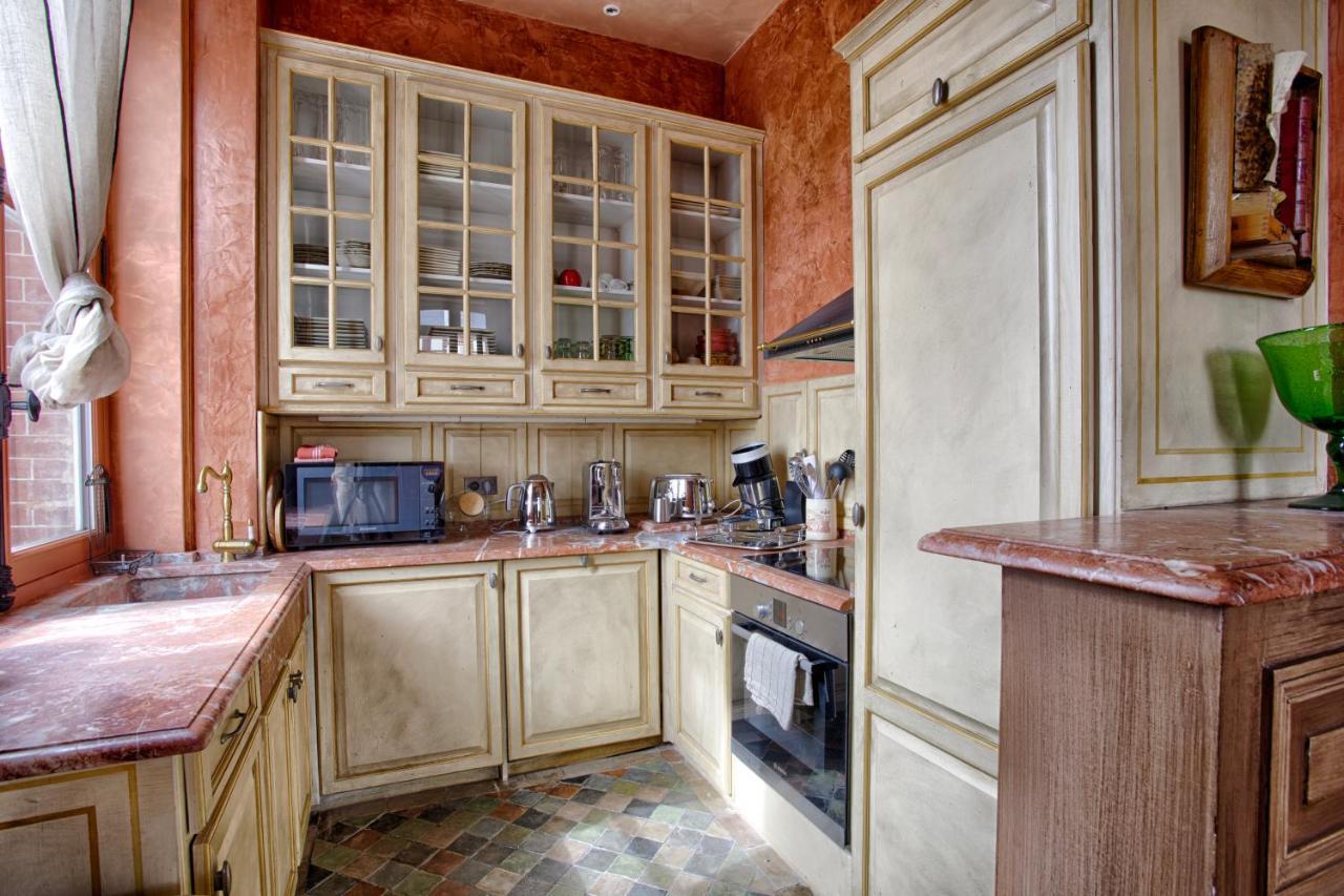 Luxurious 4 Bedroom Duplex, 200M From Place Morny Deauville Bagian luar foto